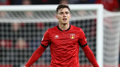Phillips' brace sparks St Mirren’s perfect start to Premiership